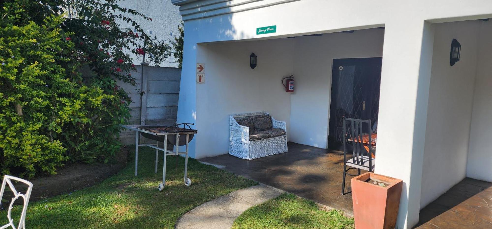 B My Guest Hotel Knysna Ngoại thất bức ảnh